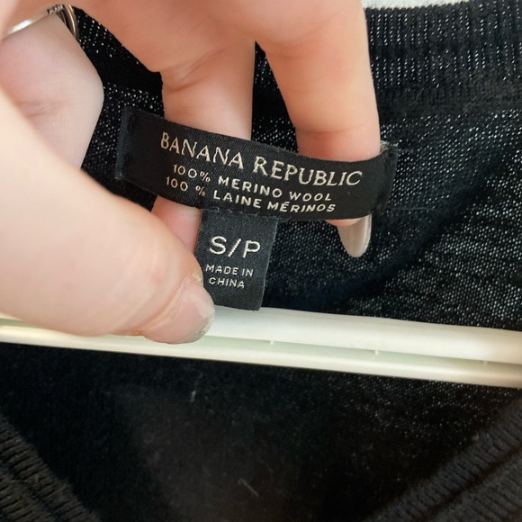 Black, banana republic shrug sweater, size small - Picture 2 of 3